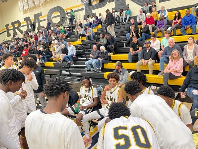 Irmo team huddle_schsl_2.jpg